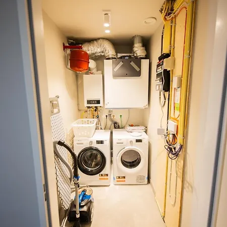 Apartment Cool 3 Bedroom Serviced 68m2 Rotterdam