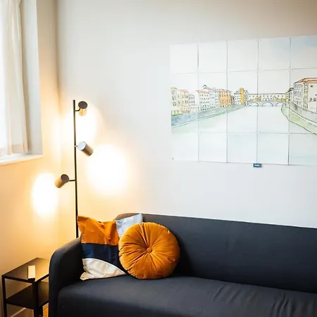 Cool 3 Bedroom Serviced 68m2 Apartment *